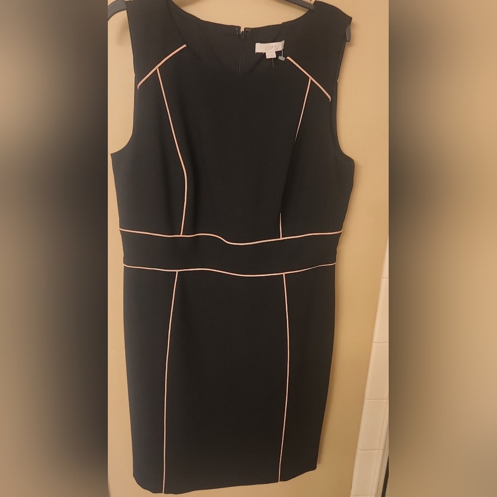 Ann Taylor Black Loft Sheath Dress with Pink Piping NWT Size 10